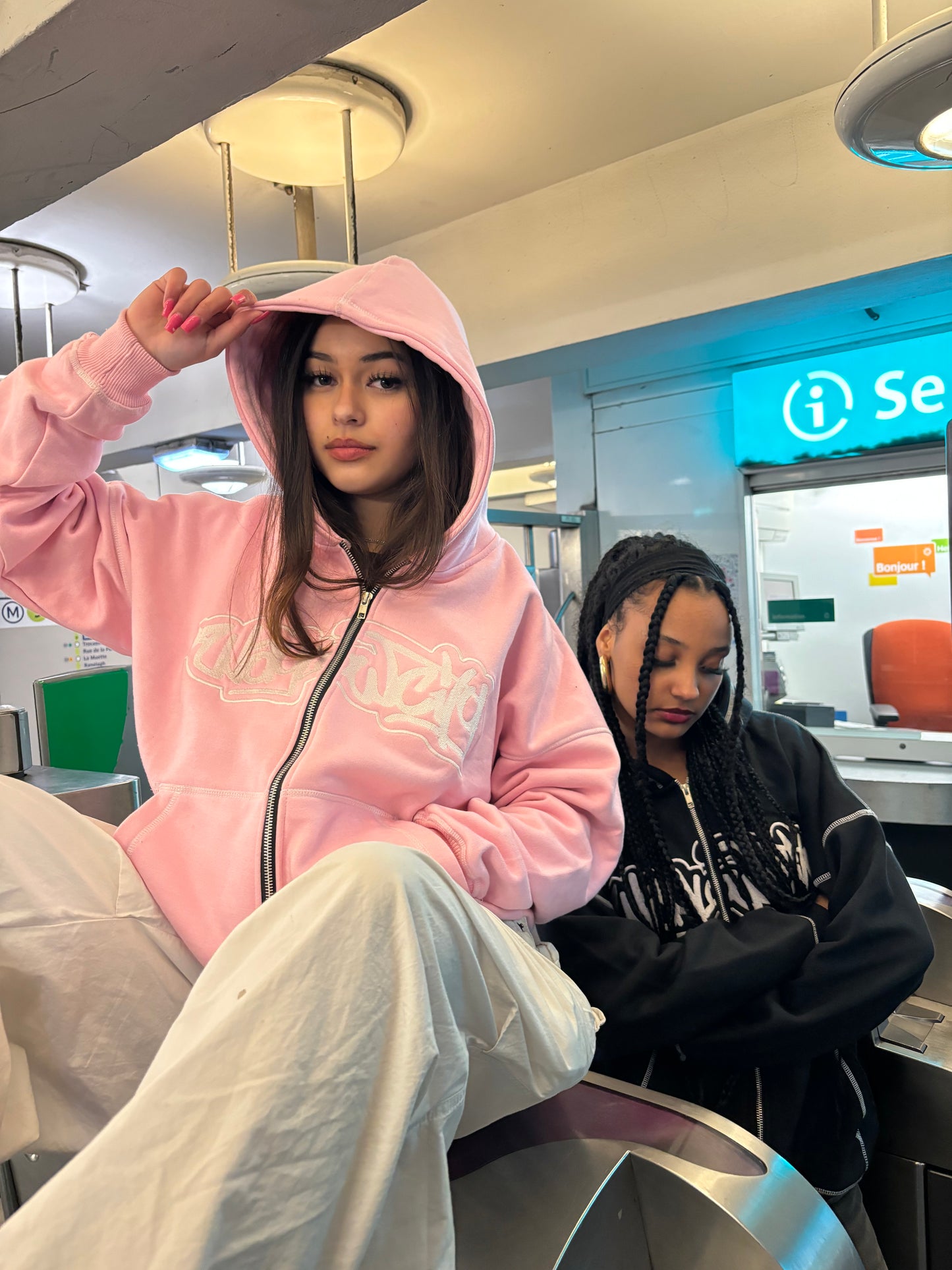 STITCH HOODIE (PINK)